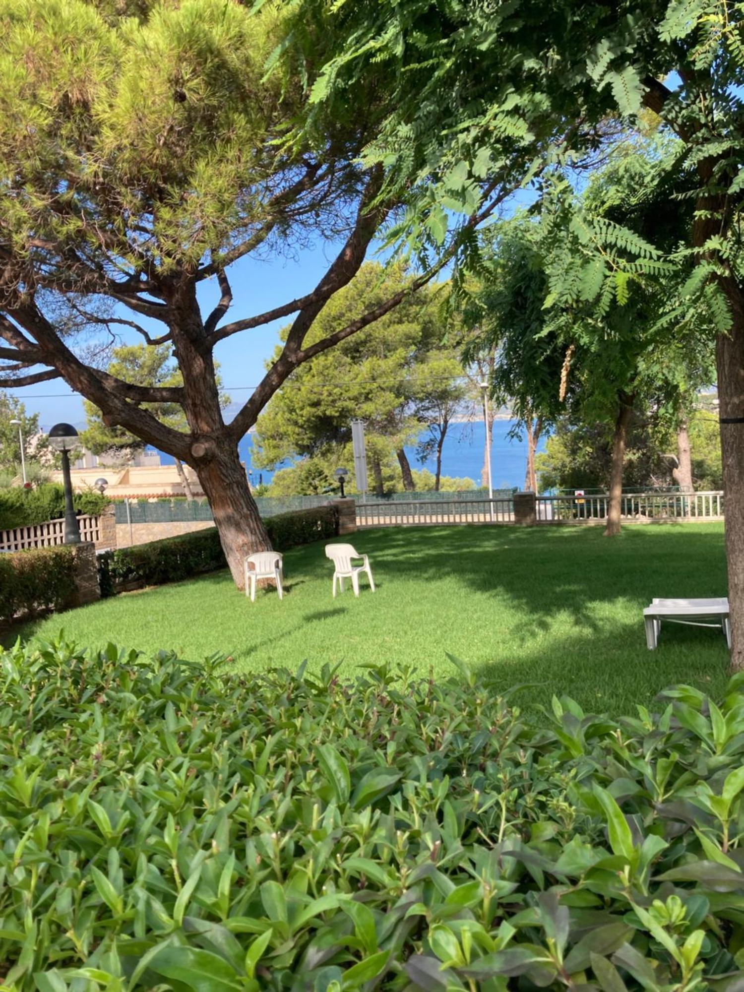 Appartement Vue Mer Avec Piscine Et Wifi Salou Exterior foto